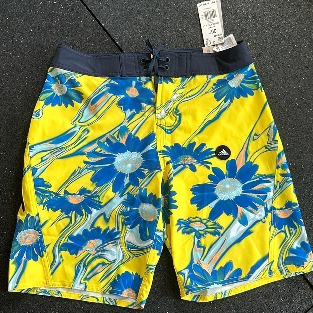 Adidas Sea Tech board shorts NWT